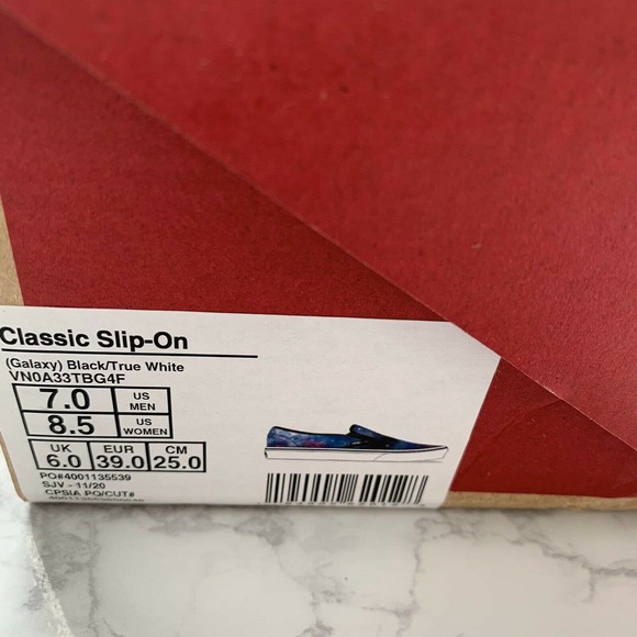 VANS Women’s NIB Classic Slip On Shoes Galaxy Blue - Picture 10 of 10